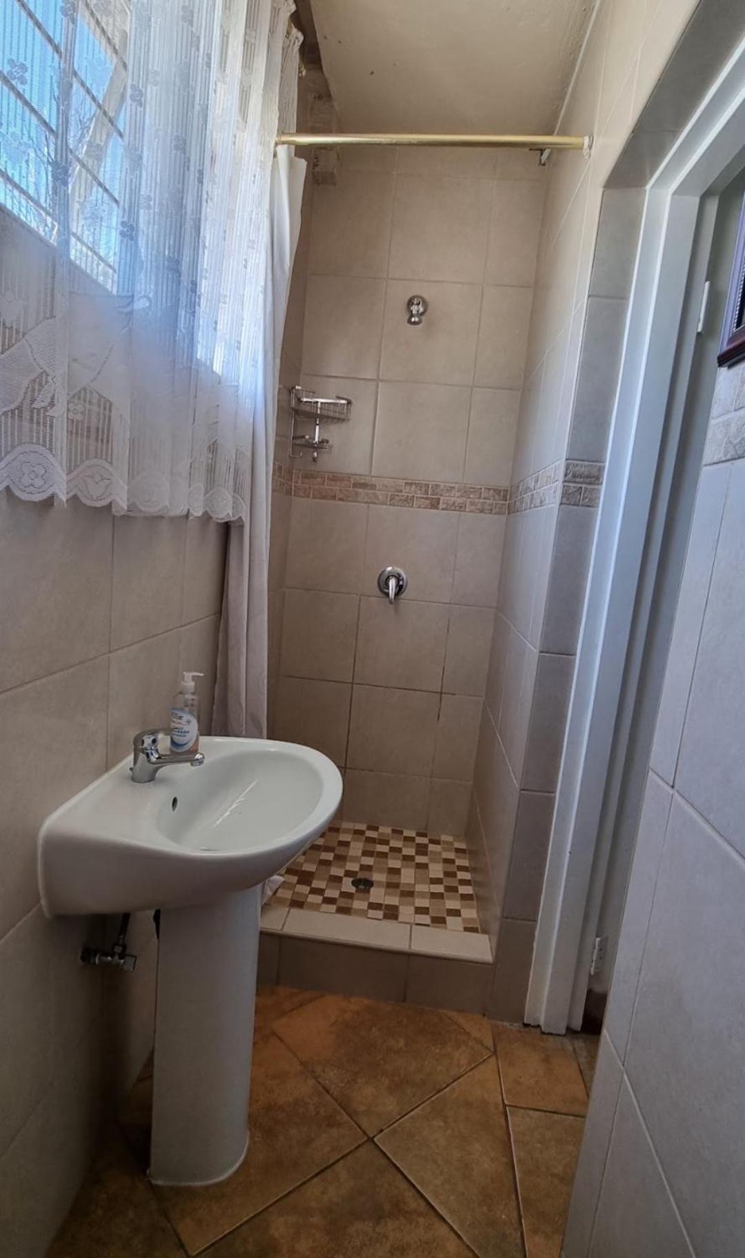 Stay At Home Airport Lodge Kempton Park Extérieur photo