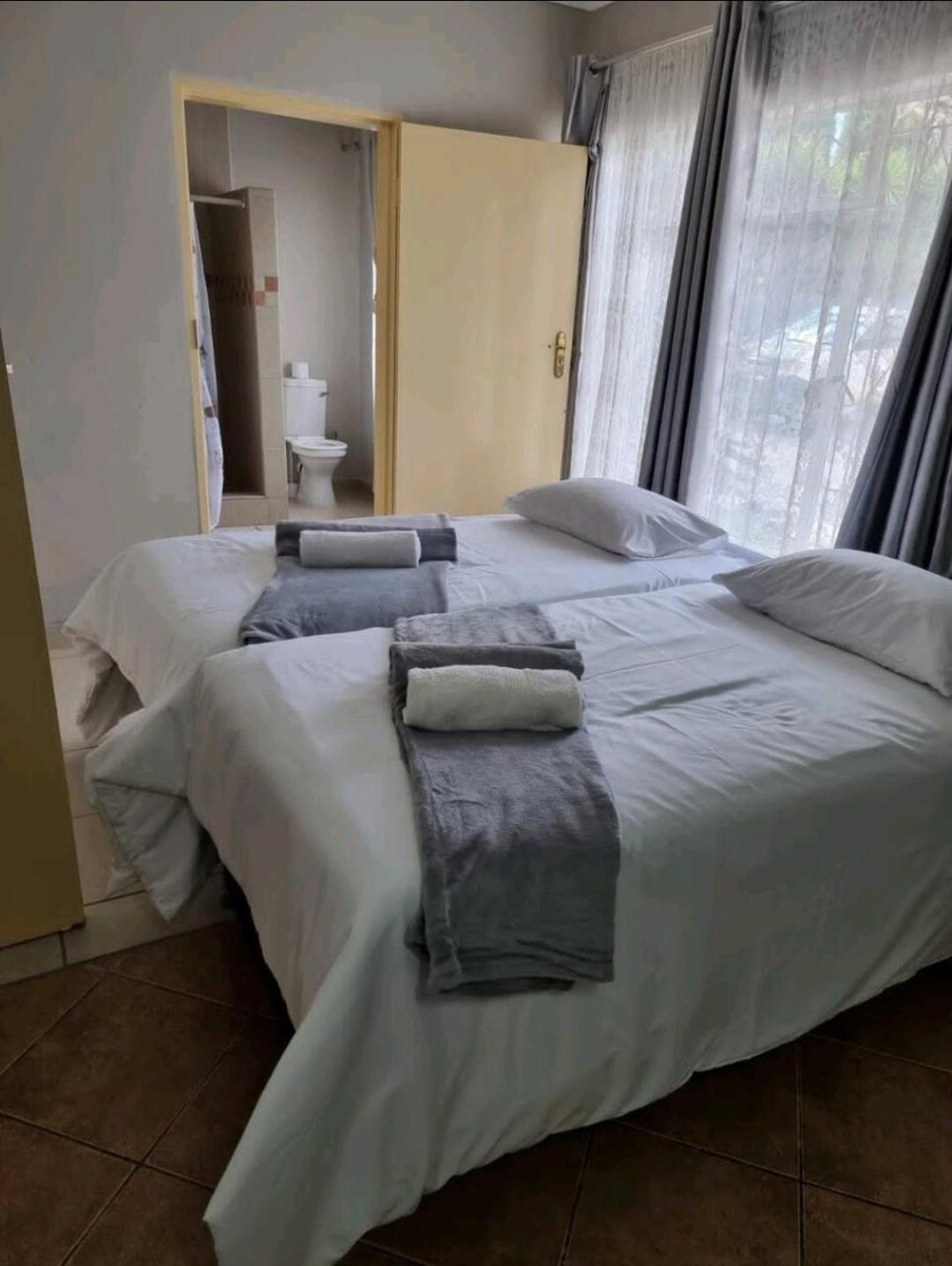 Stay At Home Airport Lodge Kempton Park Chambre photo