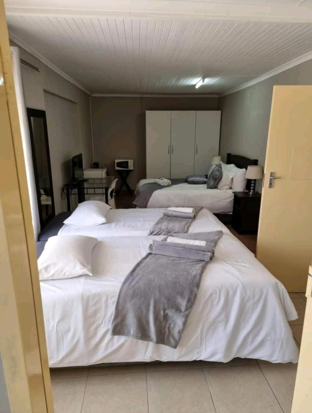 Stay At Home Airport Lodge Kempton Park Chambre photo